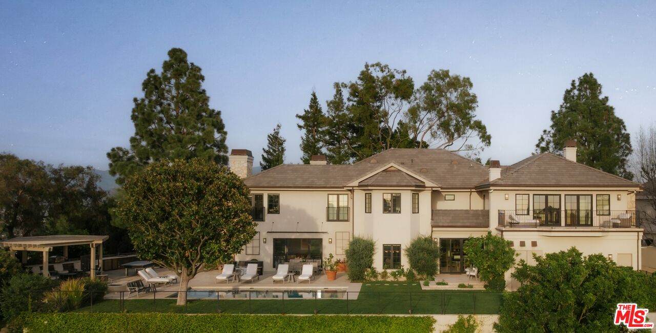 12072 Crest Ct - Photo 1