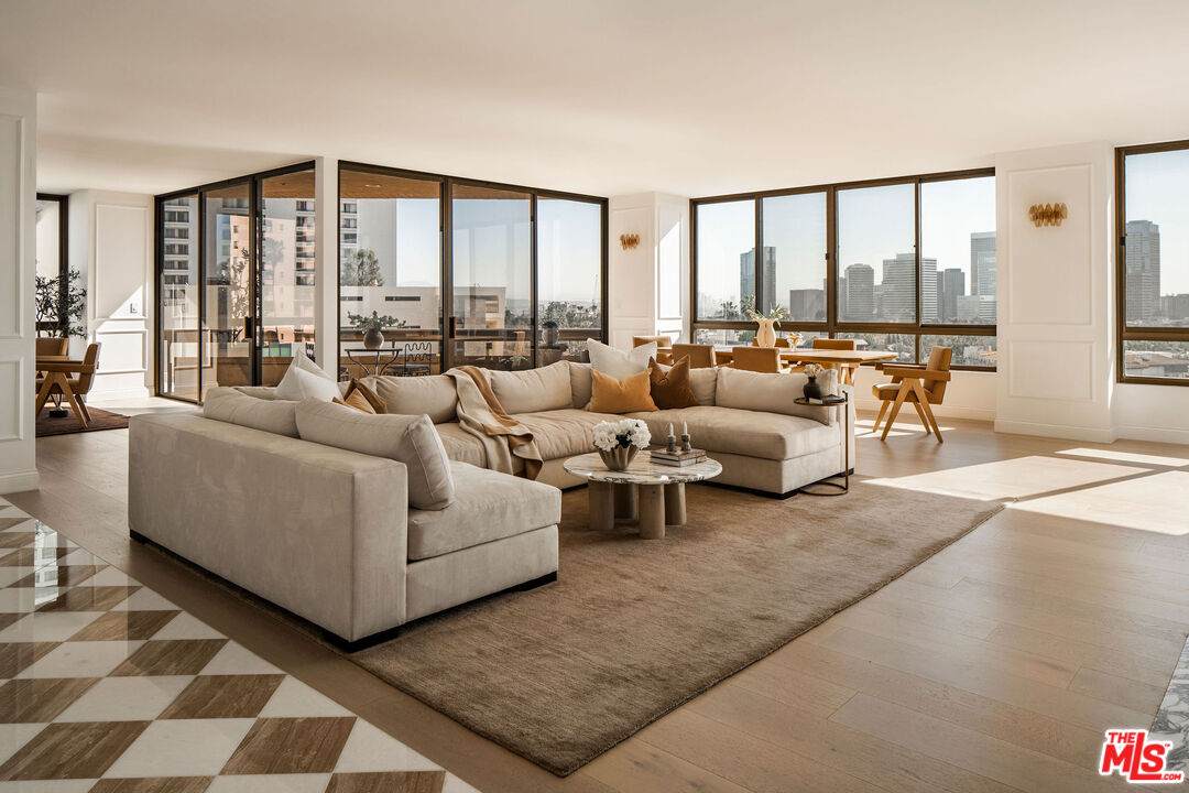 10430 Wilshire Blvd - Photo 1
