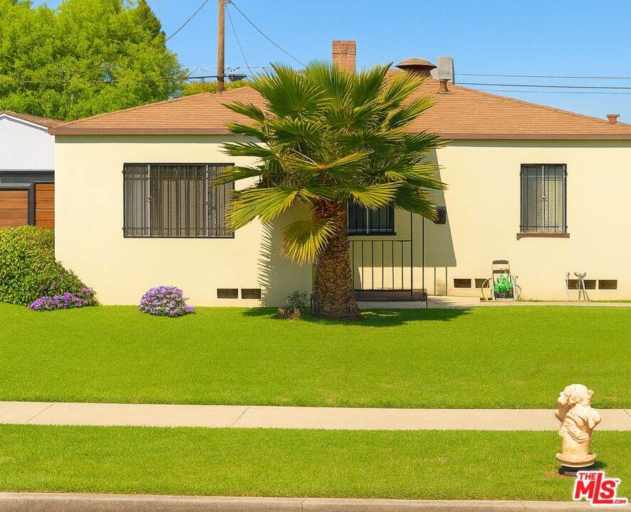 2215 132nd St - Photo 1