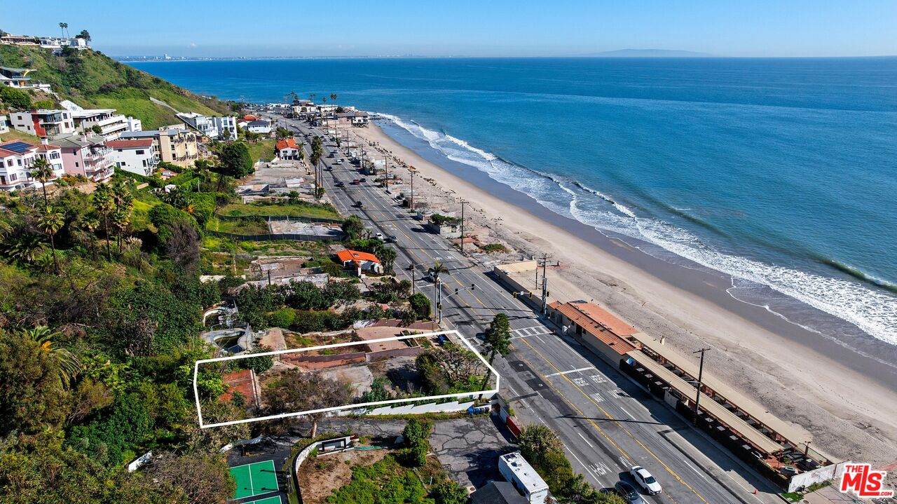 21443 Pacific Coast Hwy - Photo 1