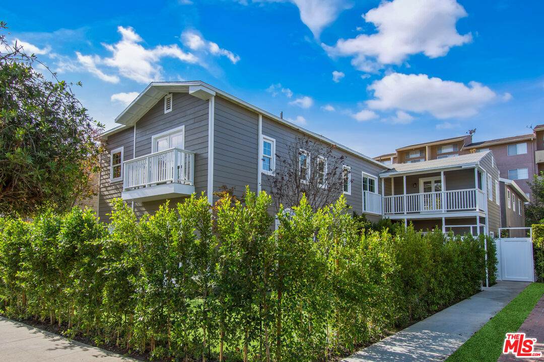 111 Harper Ave - Photo 1