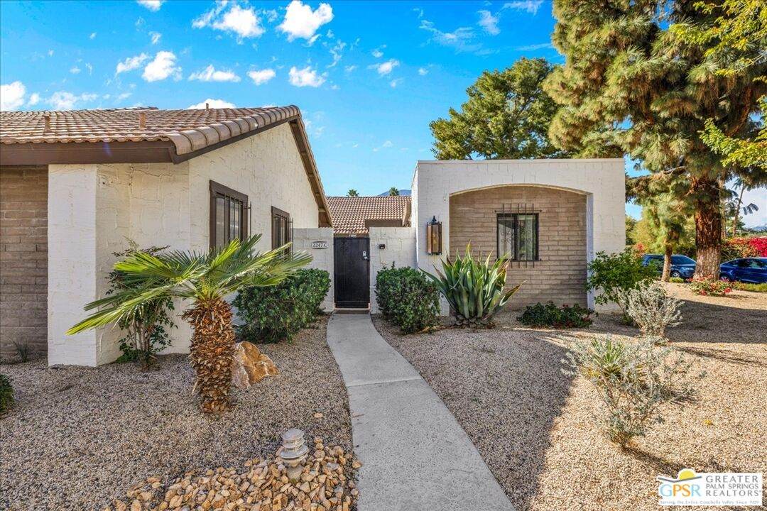2247 Miramonte Cir - Photo 1