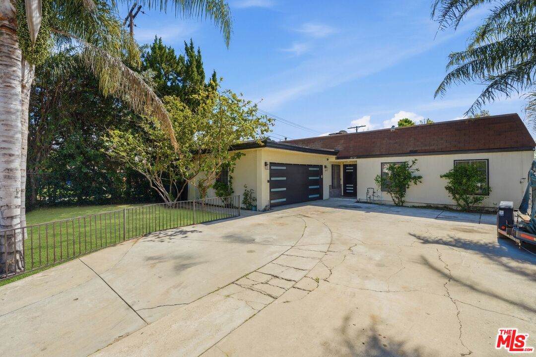 18720 Chase St - Photo 1