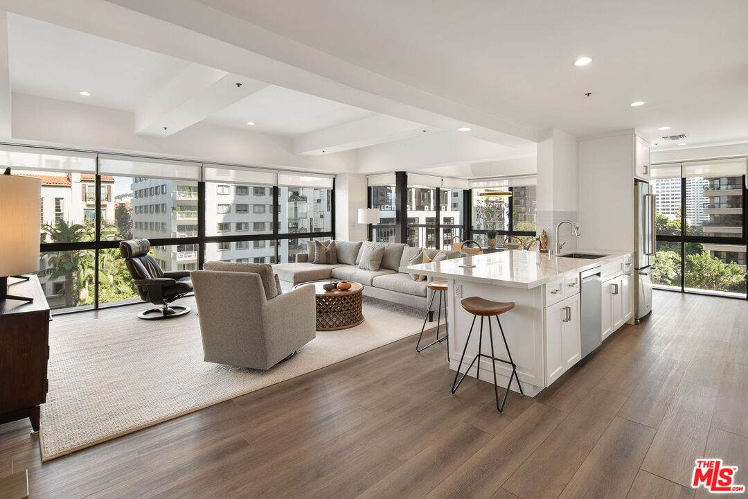 10790 Wilshire Blvd - Photo 1