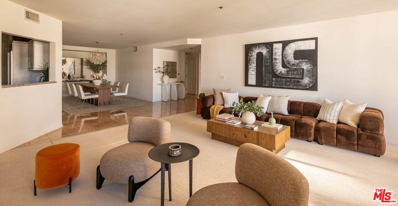 10724 Wilshire Blvd - Photo 1