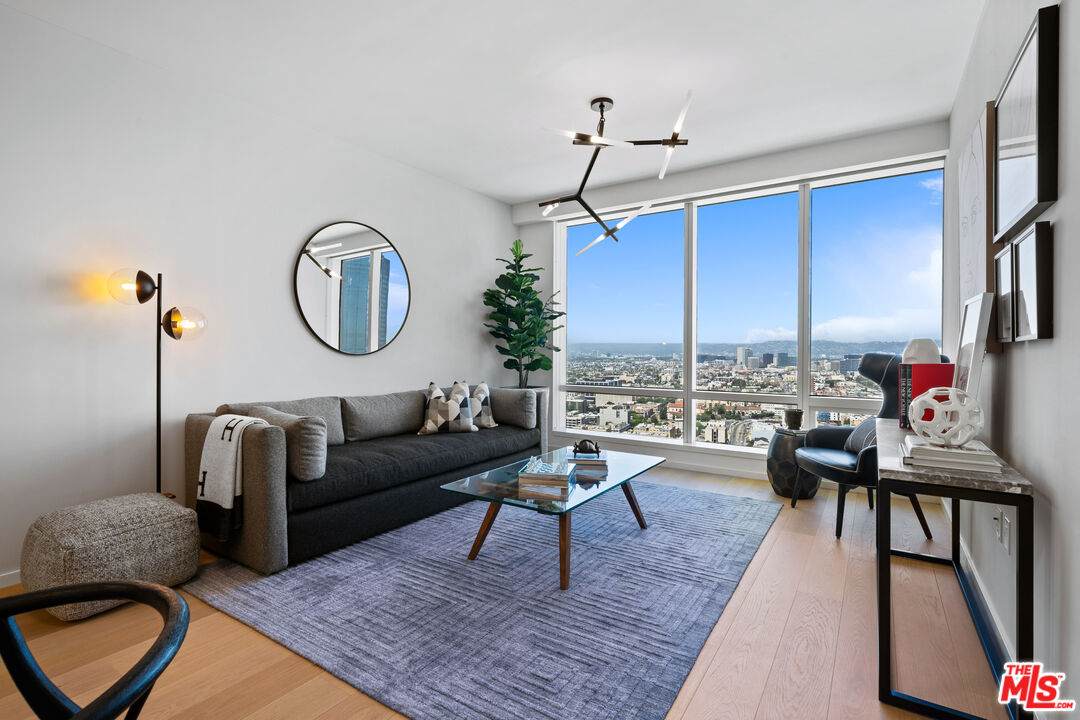 877 Francisco St - Photo 1