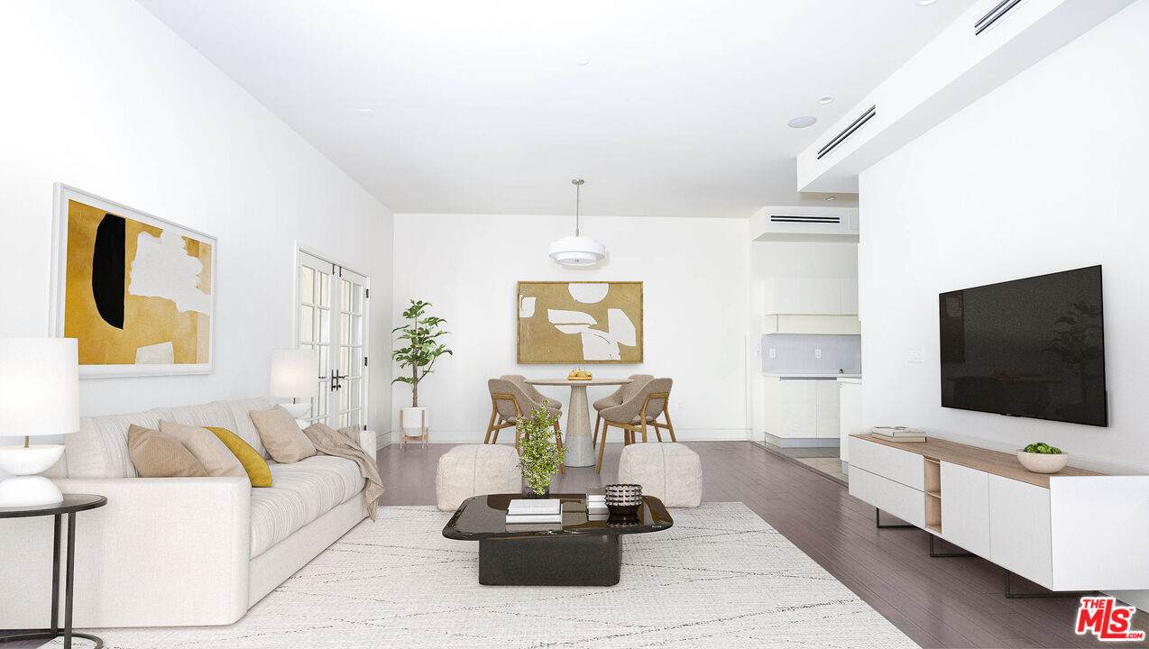 225 Hamilton Dr - Photo 1