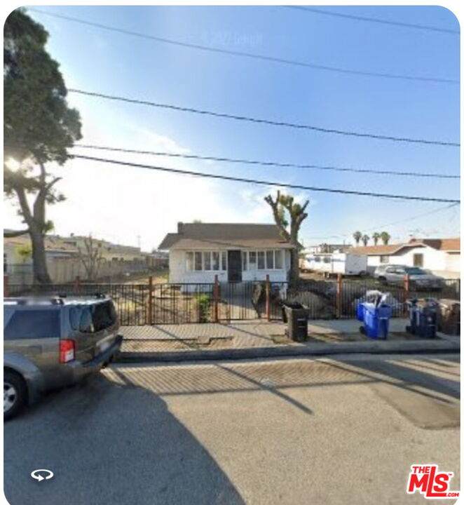 11319 Larch Ave - Photo 1