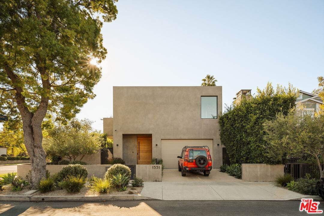 1531 Louella Ave - Photo 1