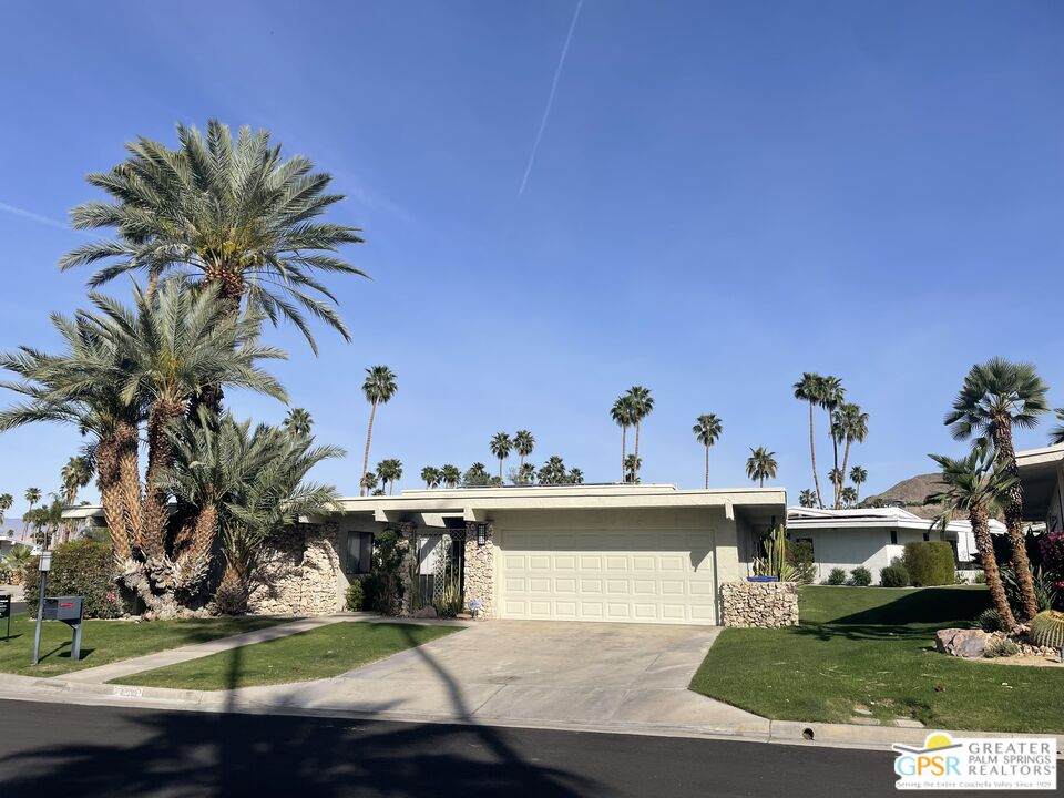 2230 Paseo Del Rey - Photo 1