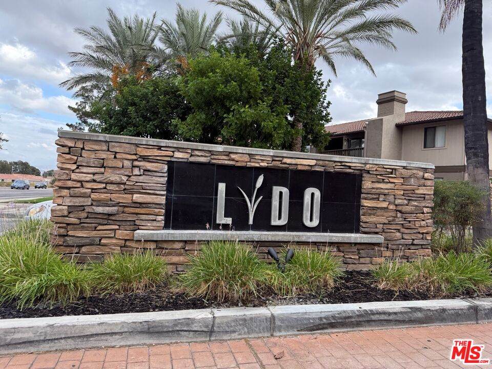 1265 Kendall Dr - Photo 1