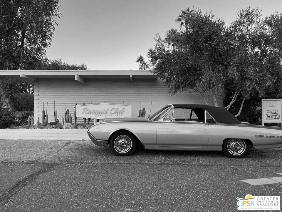 360 Cabrillo Rd - Photo 1