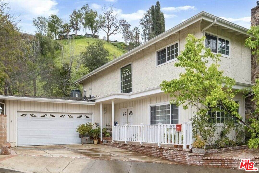 4635 Esparto St - Photo 1