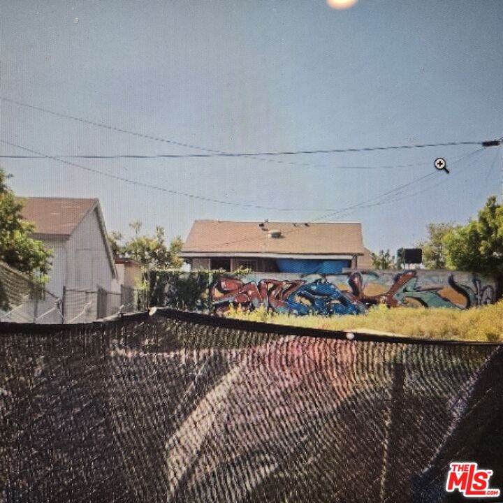 1121 Irolo St - Photo 1