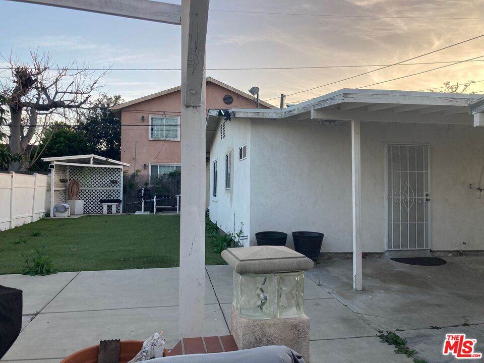 15134 Poplar Ave - Photo 1