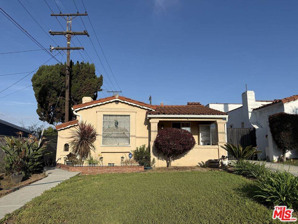 10414 Denker Ave - Photo 1