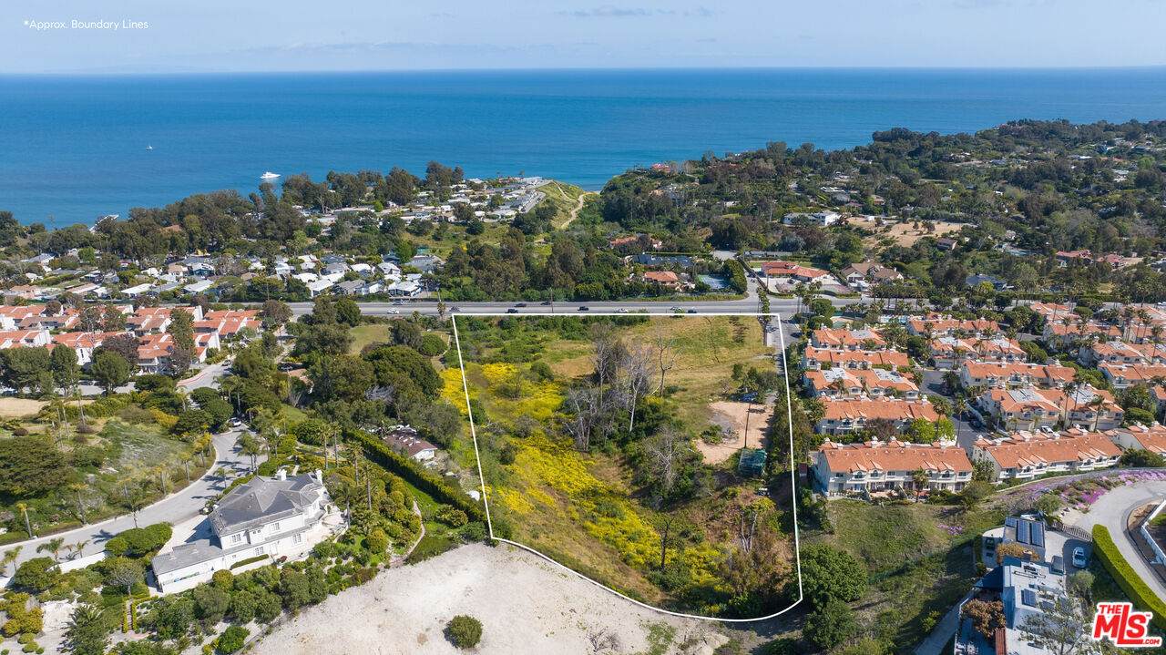 28517 Pacific Coast Hwy - Photo 1