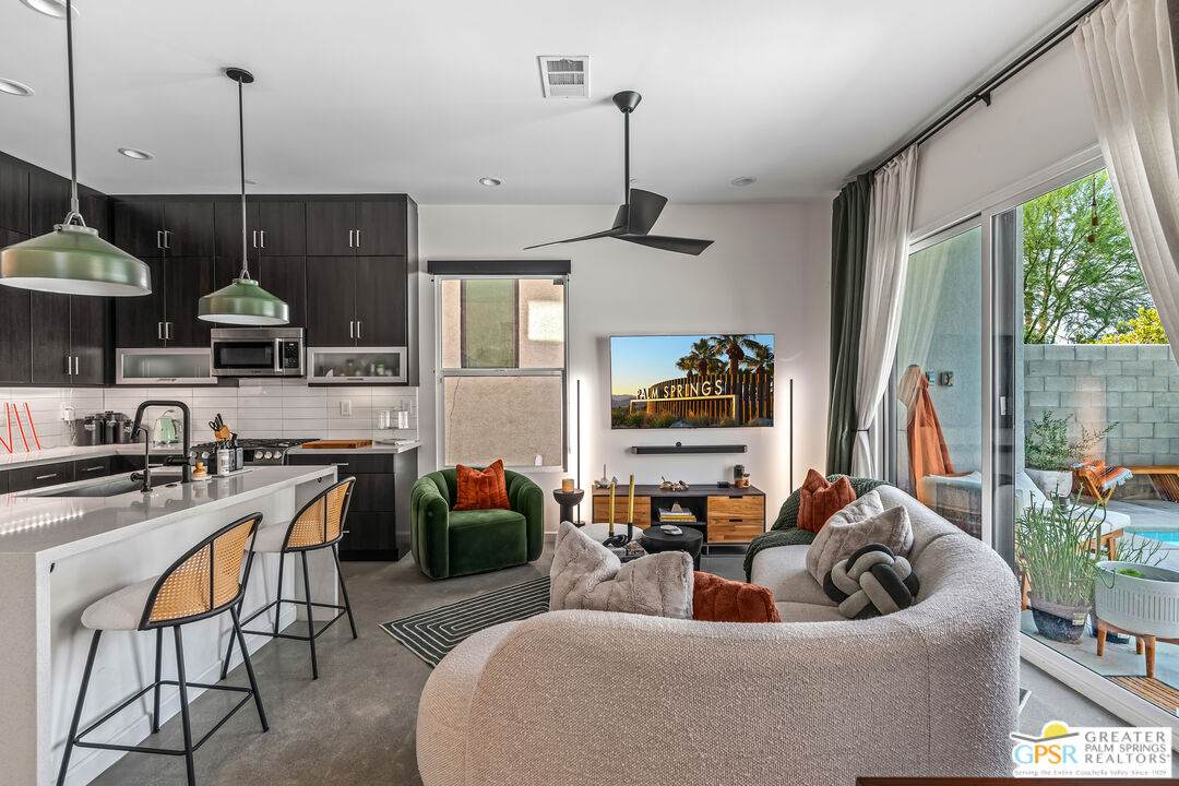 482 Paragon Loop - Photo 1