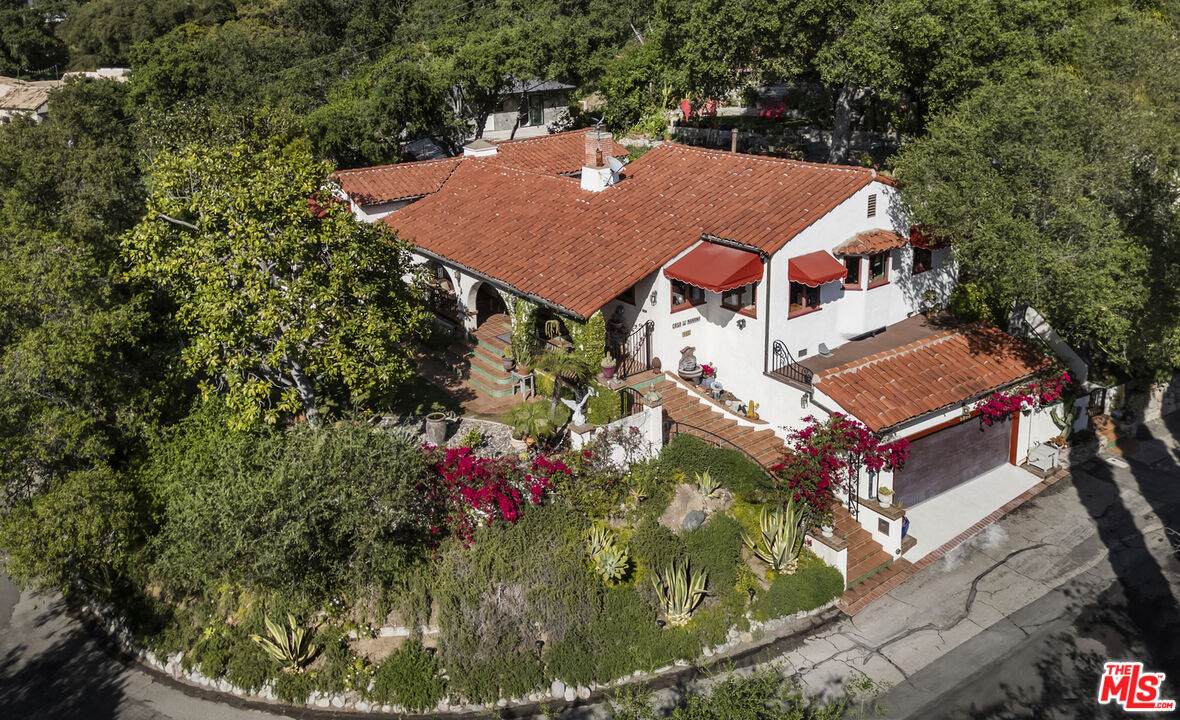 3290 Buckingham Rd - Photo 1