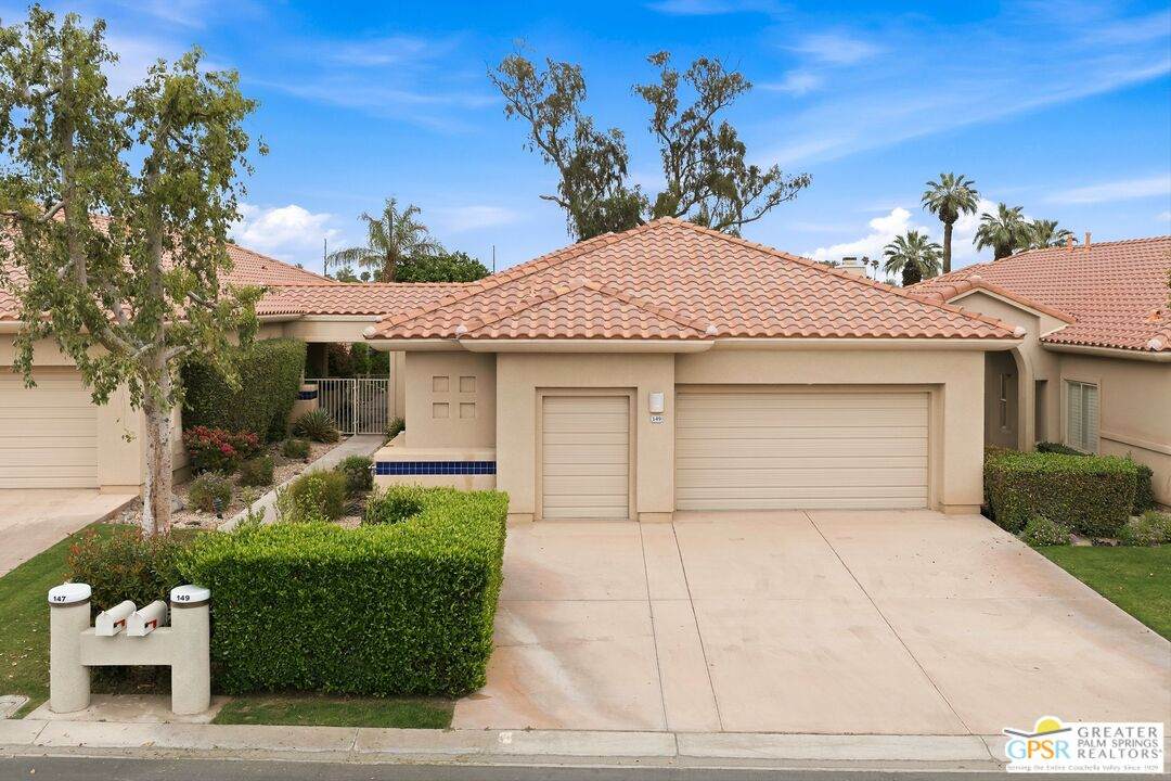 149 Kavenish Dr - Photo 1