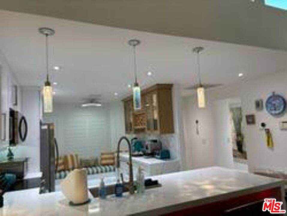 185 Gran Via - Photo 1