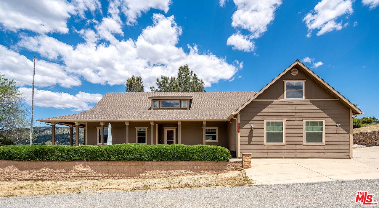 18087 Newview Dr - Photo 1