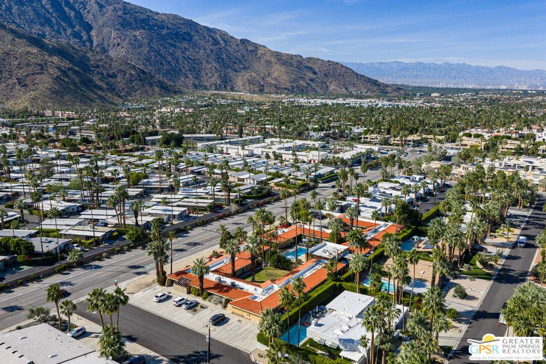 1850 Camino Real - Photo 1