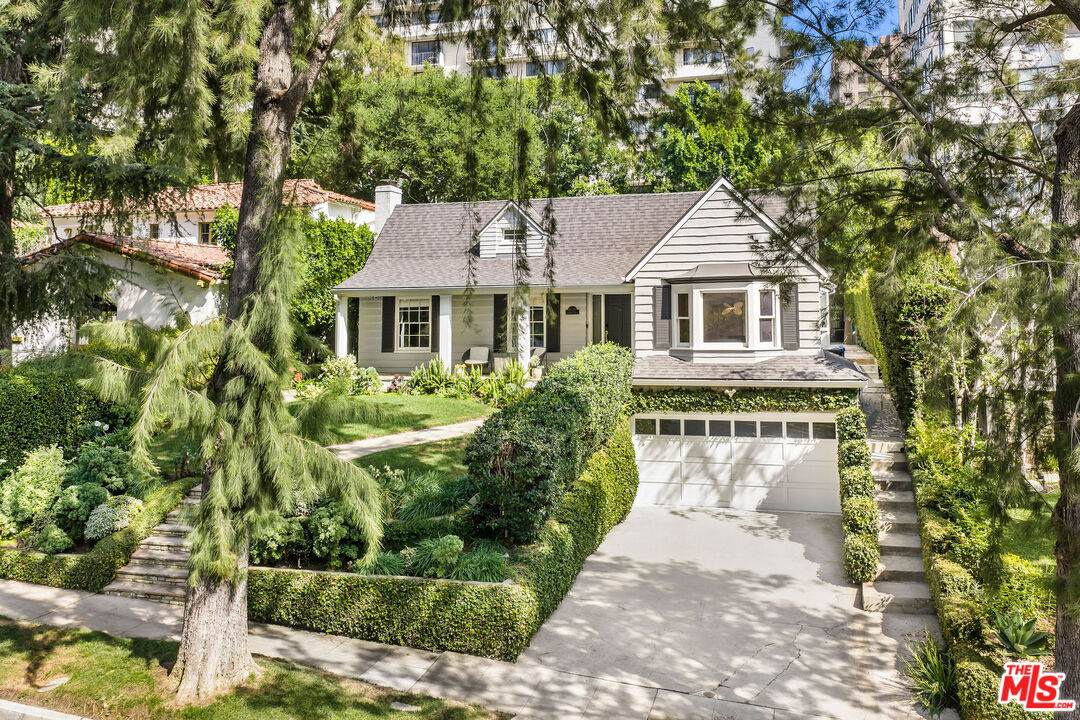 10570 Lindbrook Dr - Photo 1