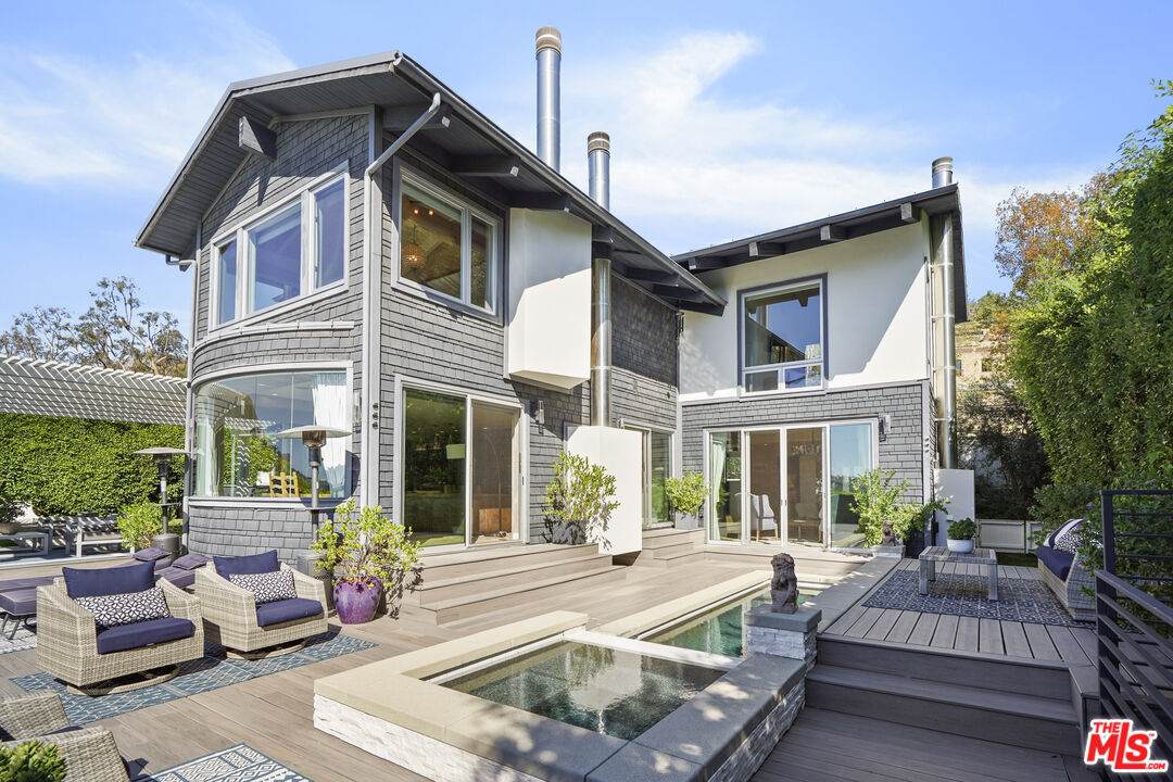 3631 Serra Rd - Photo 1