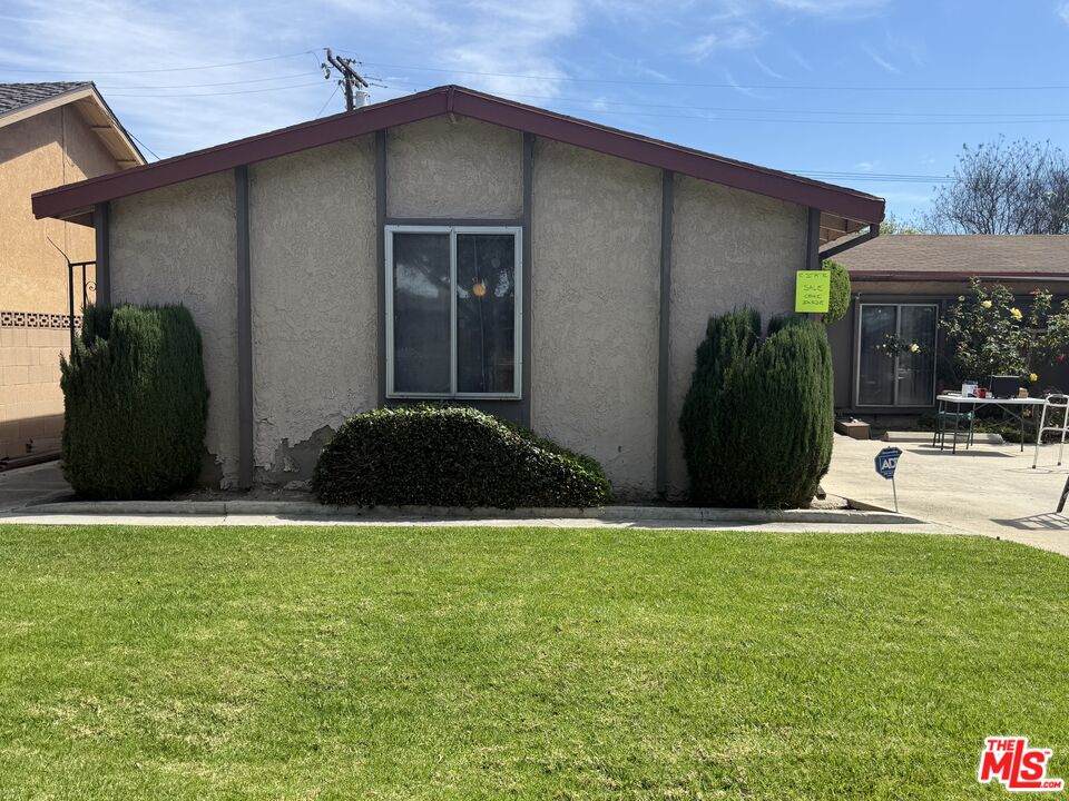 709 Diamond St - Photo 1