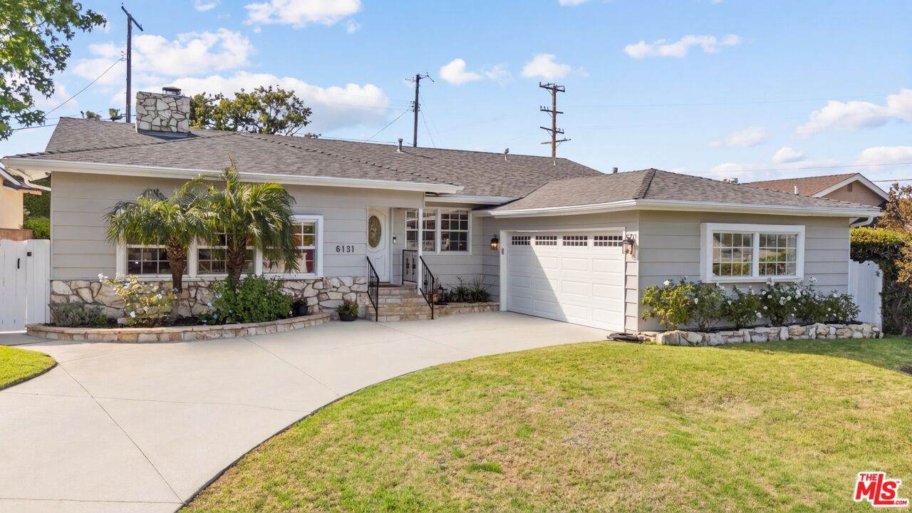 6131 Lockhurst Dr - Photo 1