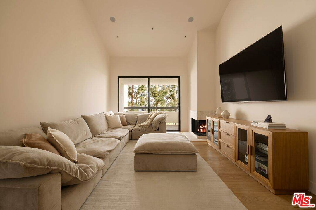 2132 Century Park Ln - Photo 1