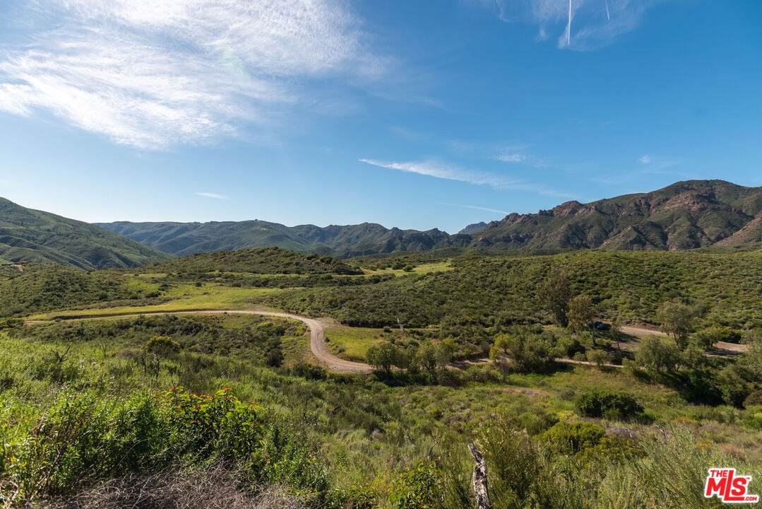 34229 Mulholland Hwy - Photo 1