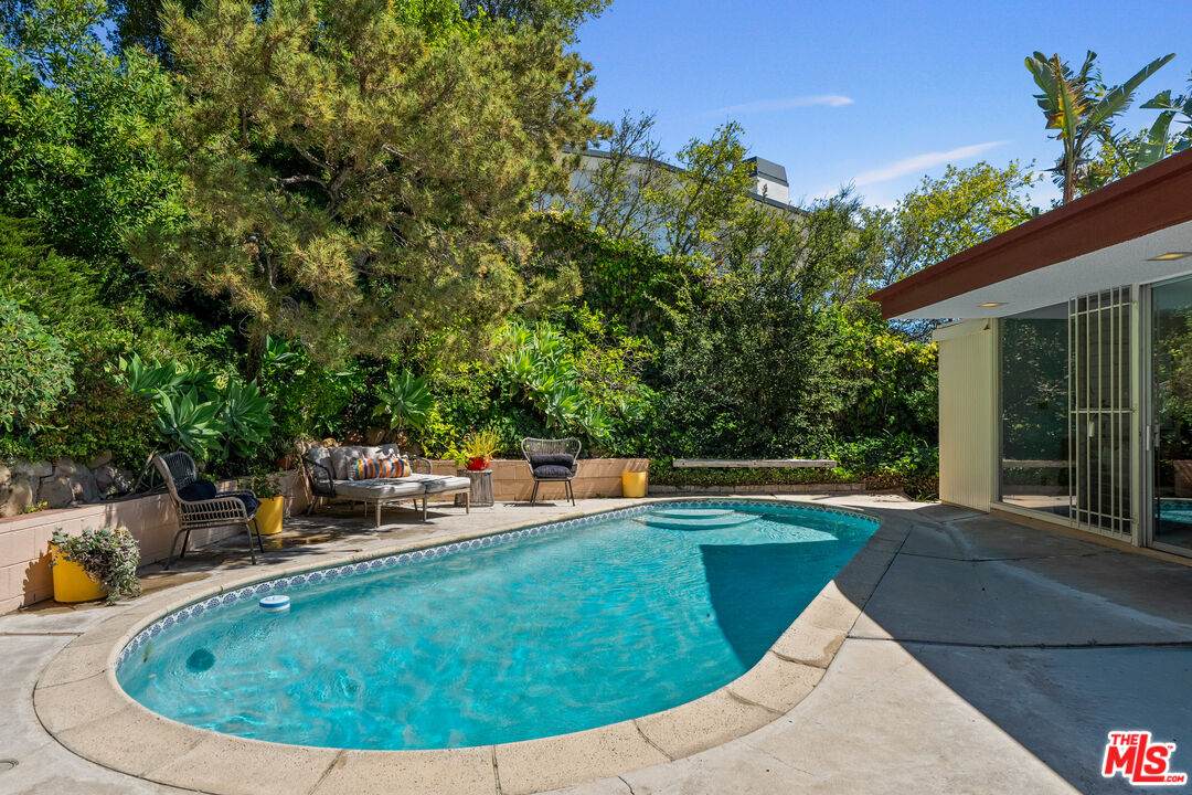 https://bt-photos.global.ssl.fastly.net/carets/orig_boomver_1_26671851-2.jpg