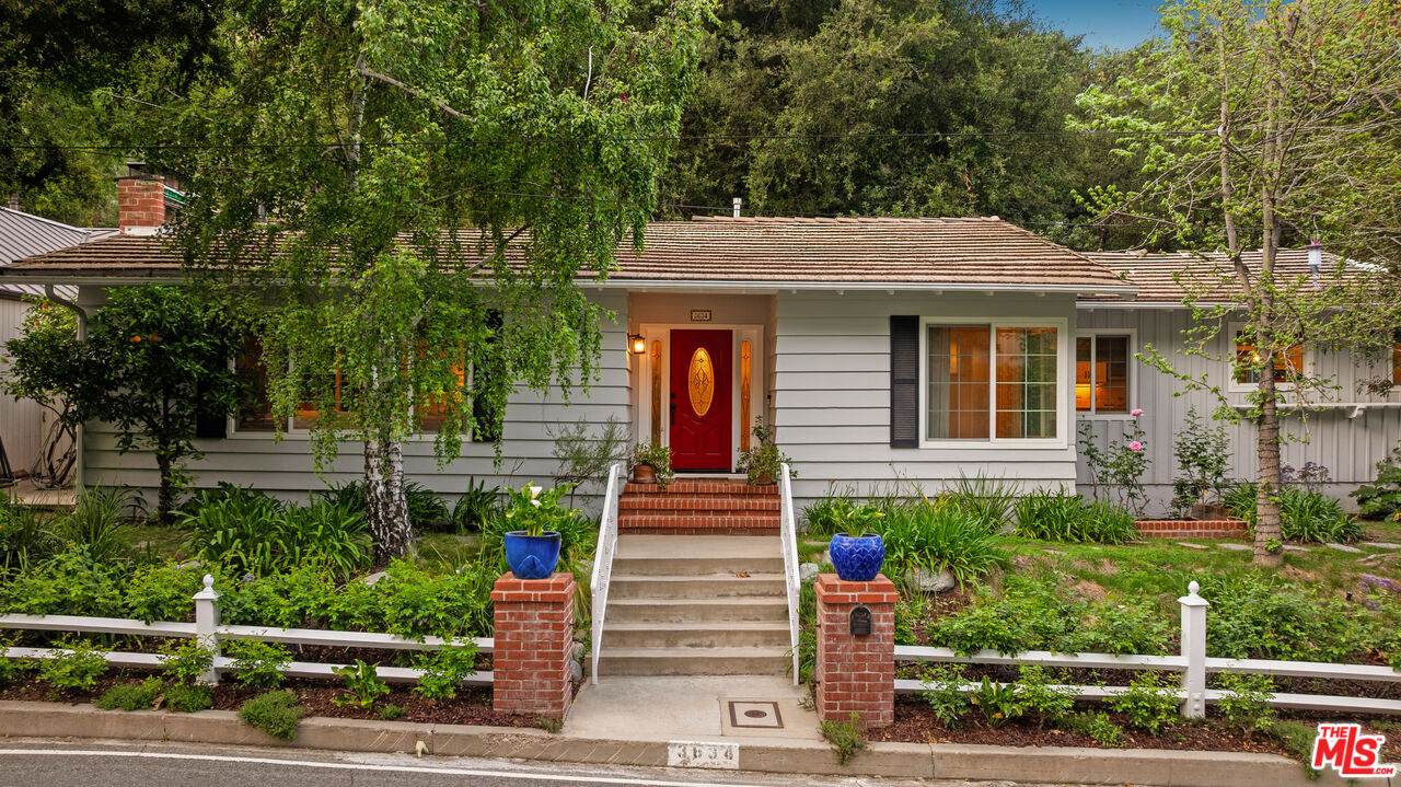 3634 Mandeville Canyon Rd - Photo 1