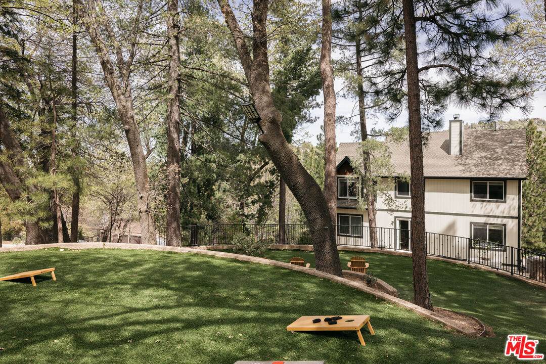 958 Lucerne Ln - Photo 1