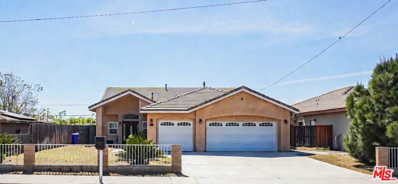 16051 Los Cedros Ave - Photo 1