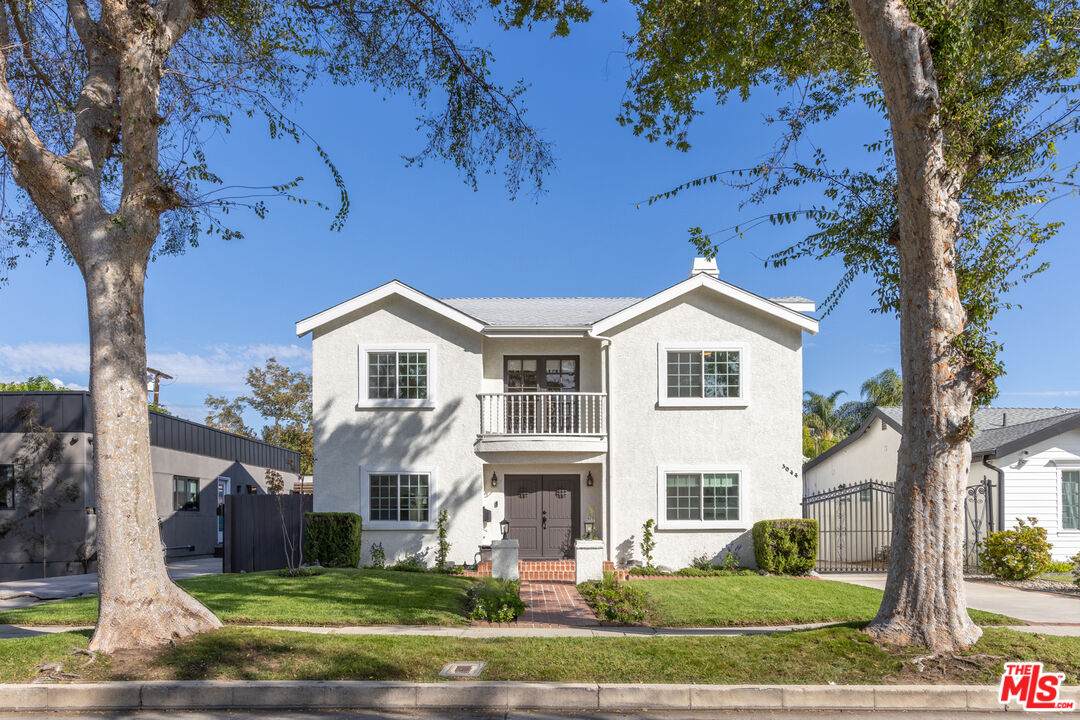 5044 Varna Ave - Photo 1