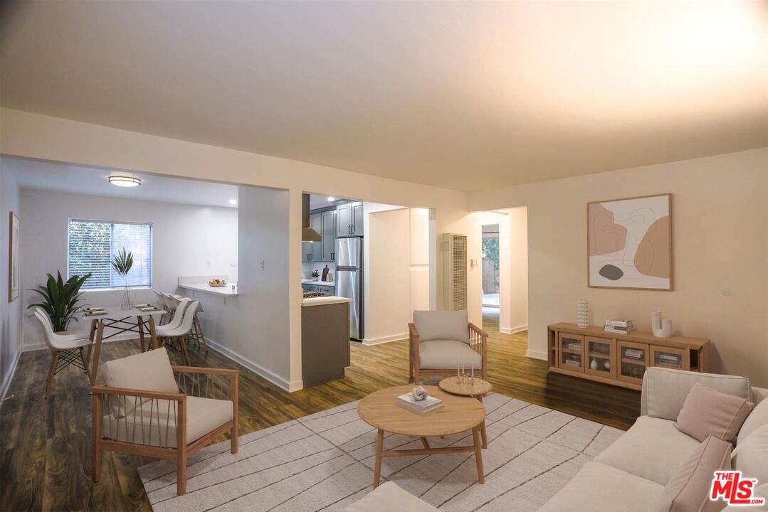 1603 Oakwood Ave - Photo 1