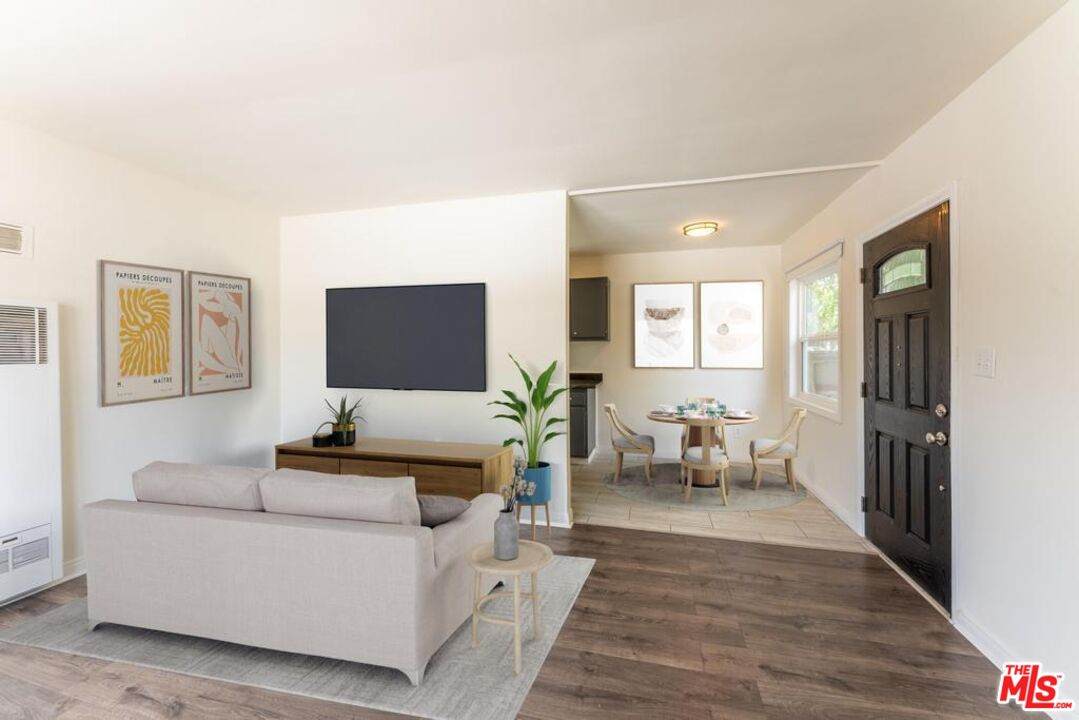 10708-1/2 Moorpark Street - Photo 1