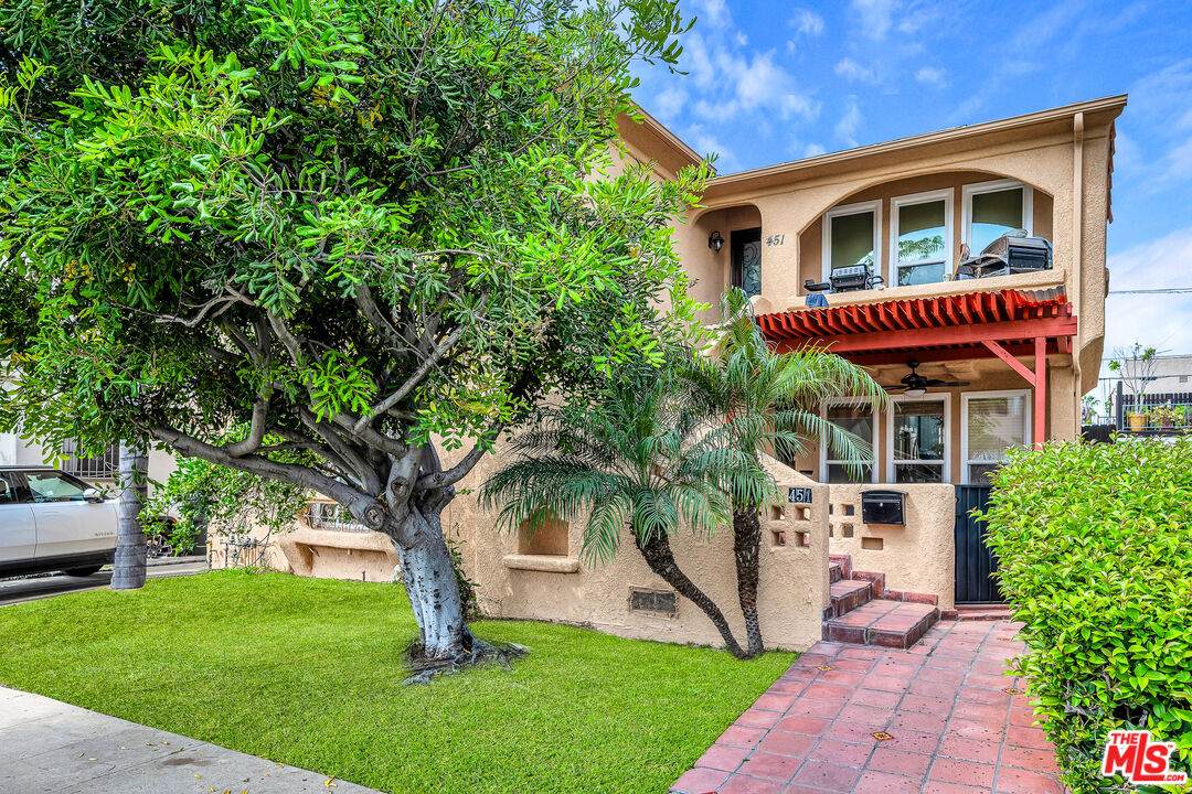 449 Ogden Dr - Photo 1