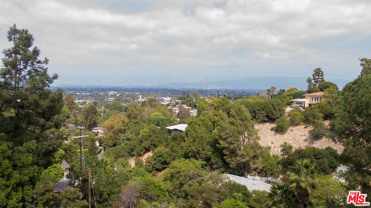 3923 Deer Ave - Photo 1