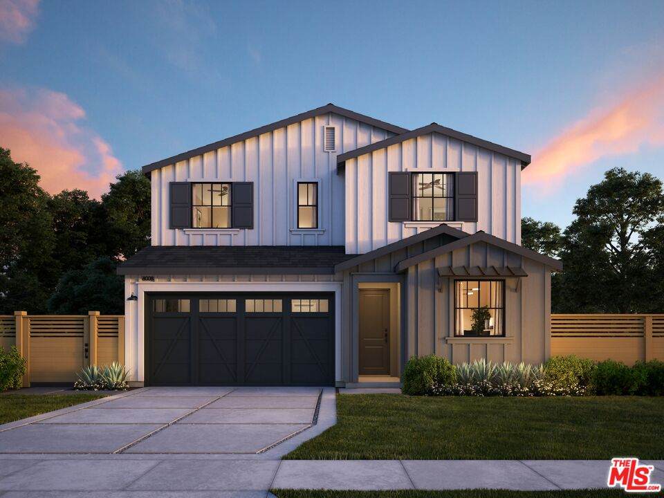 2234 Greenfield Ave - Photo 1