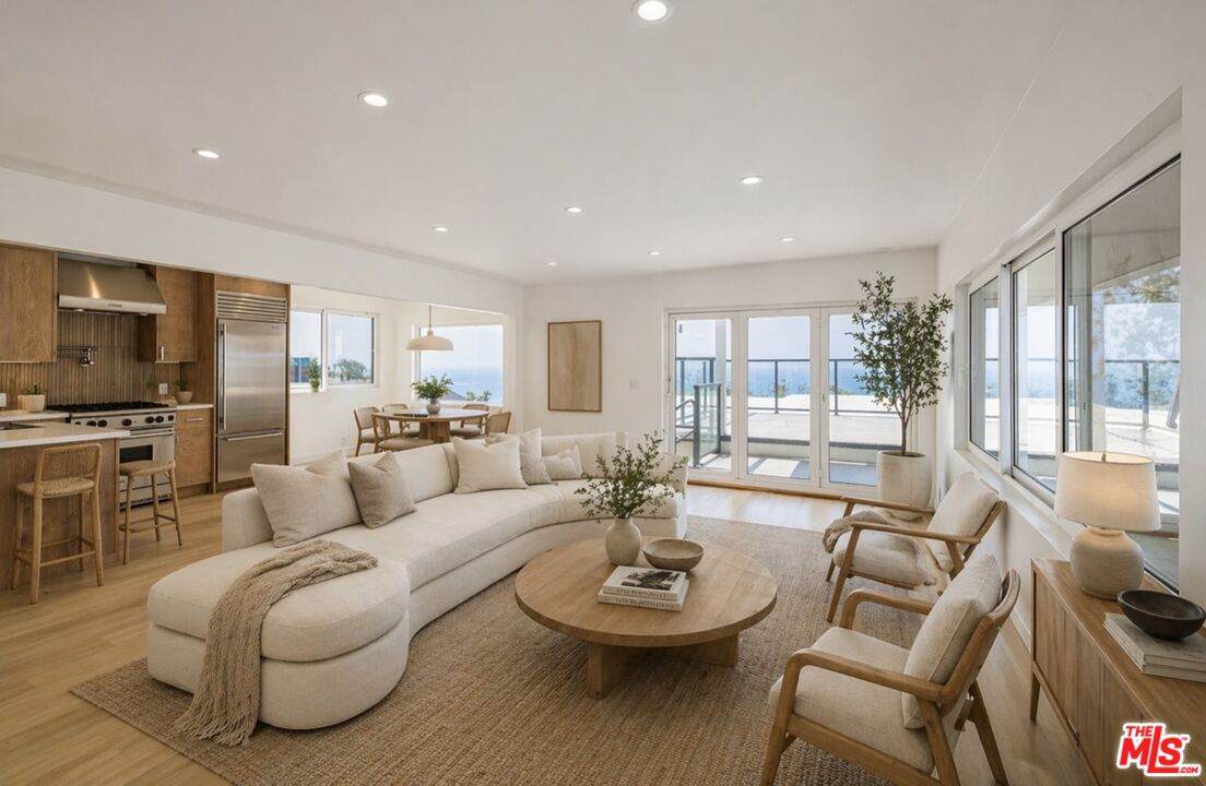 2442 Coast Highway - Photo 1