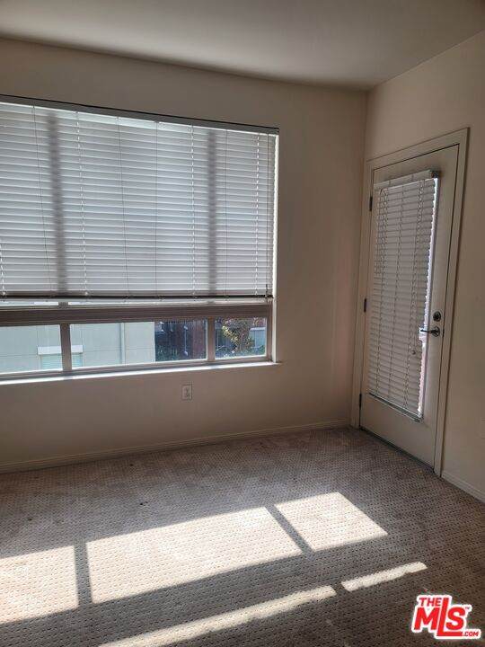 100 Alameda St - Photo 1