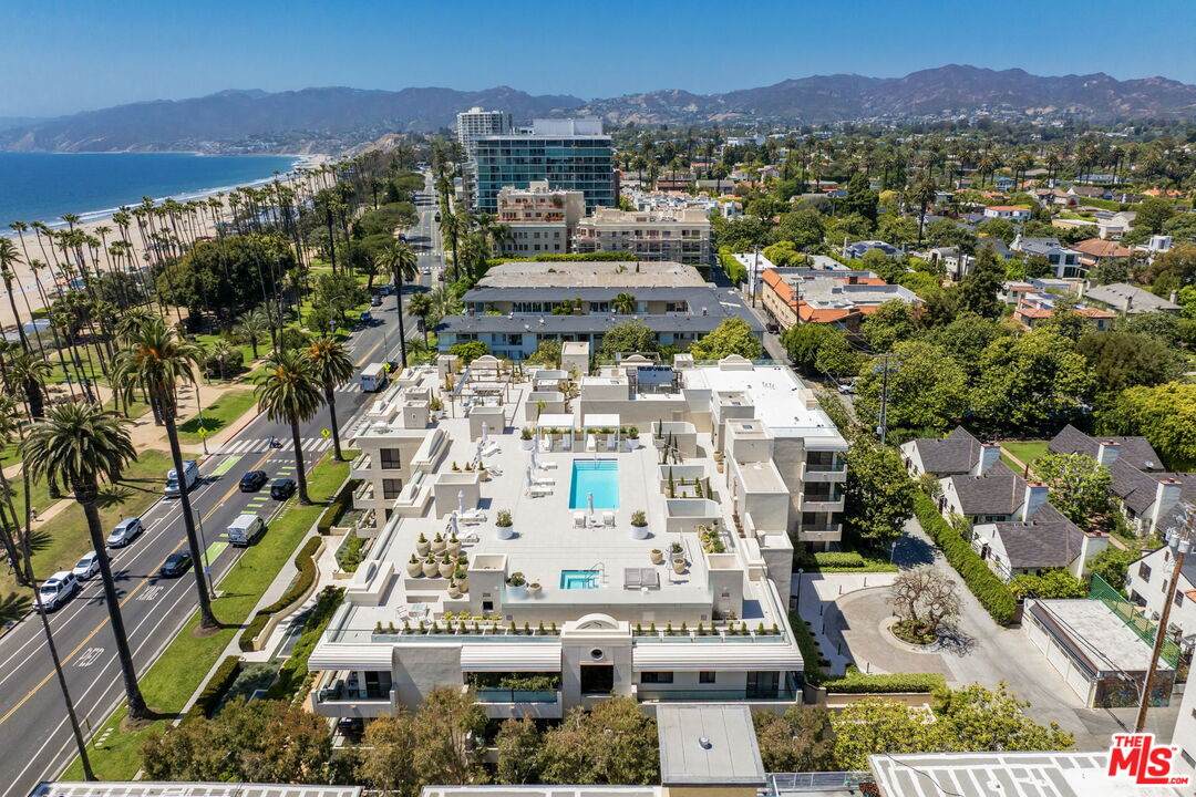 701 Ocean Ave - Photo 1