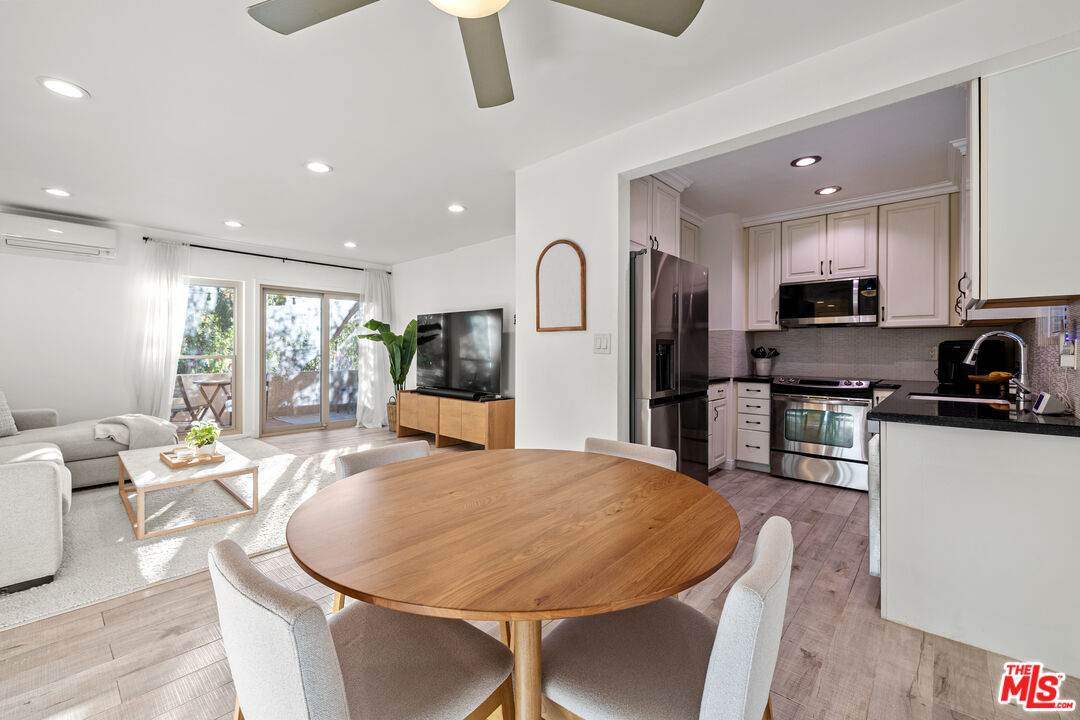 5651 Windsor Way - Photo 1