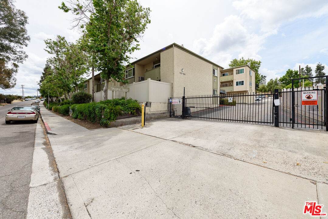 134 Pierce St - Photo 1