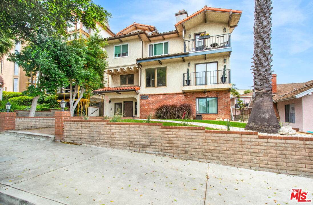 1440 9th St - Photo 1