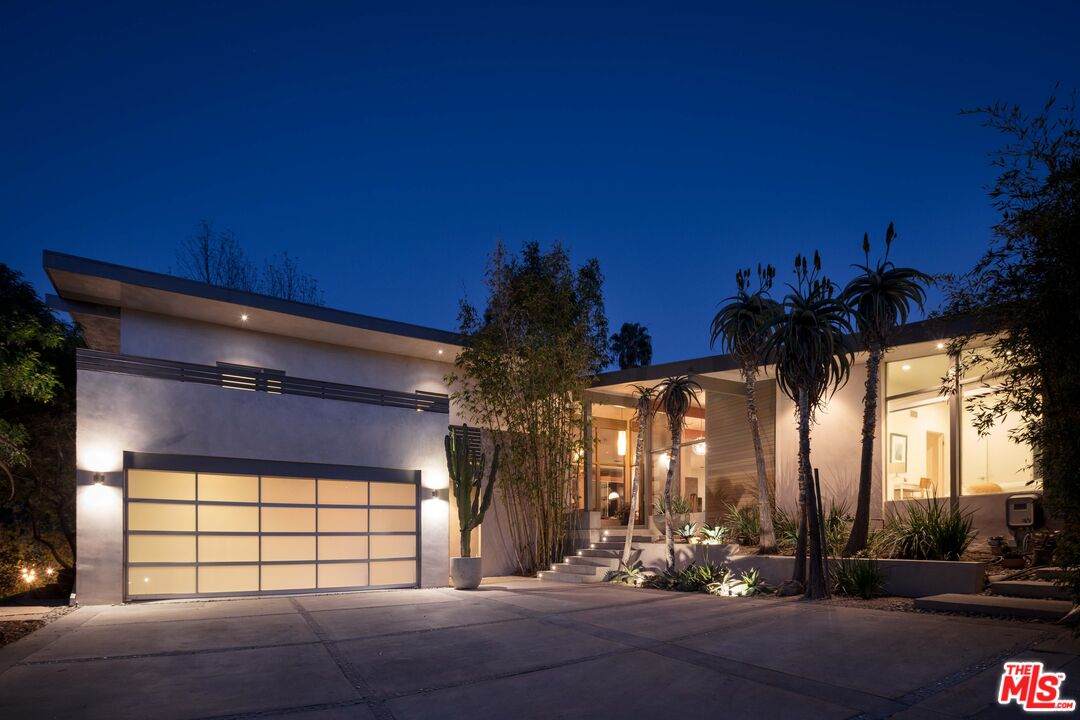 7500 Devista Dr - Photo 1
